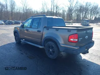 2007 Ford Explorer Sport Trac XLT z VIN 1FMEU51837UA07132, wystawiony jako IAAI lot #41681958 z przebiegiem 146 716 mil mil oraz . Historia ofert i sprzedaży dostępna na DreamBid. Obrazek 3.