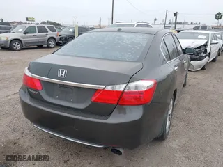 2015 Honda Accord Sedan EX-L with VIN 1HGCR2F87FA046067, listed as a IAAI auction lot 41630888 with 178,560 mi miles. Bid and sale history available at carsss.com. Image 4.