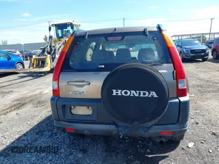 2002 Honda CR-V LX z VIN JHLRD78402C068542, wystawiony jako IAAI lot #42265409 z przebiegiem 205 650 mil mil oraz . Historia ofert i sprzedaży dostępna na DreamBid. Obrazek 16.