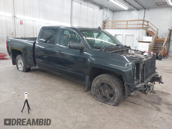 2017 Chevrolet Silverado 1500 LT with VIN 1GCUKREC0HF132896, listed as a IAAI auction lot 41192759 with 182,832 mi miles and . Bid and sale history available at DreamBid. Image 1.
