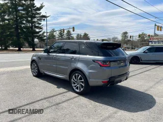 2021 Land Rover Range Rover Sport HSE Dynamic with VIN SALWR2SE7MA770385, listed as a Copart auction lot 61390005 with 128,420 mi miles and Clean title. Bid and sale history available at DreamBid. Image 3.