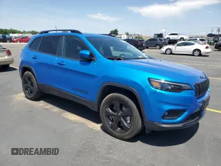 2020 Jeep Cherokee Altitude z VIN 1C4PJMLX3LD538832, wystawiony jako Copart lot #60269435 z przebiegiem 31 479 mil mil oraz Szkoda całkowita • Salvage title. Historia ofert i sprzedaży dostępna na DreamBid. Obrazek 4.