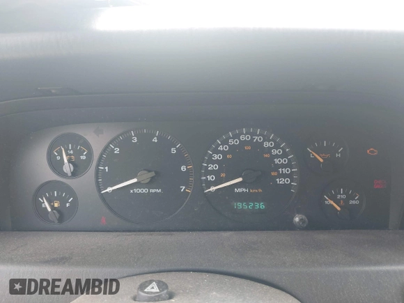 2003 Jeep Grand Cherokee Laredo with VIN 1J4GW48S03C557756, listed as a IAAI auction lot 42507884 with 195,236 mi miles and . Bid and sale history available at DreamBid. Image 7.