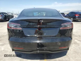 2022 Tesla Model S with VIN 5YJSA1E58NF463934, listed as a Copart auction lot 52435155 with 18,954 mi miles and Salvage Title. Bid and sale history available at DreamBid. Image 6.