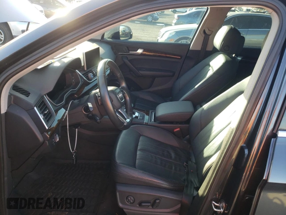 2018 Audi Q5 Premium Plus with VIN WA1BNAFY2J2005326, listed as a Copart auction lot 39950623 with 81,979 mi miles. Bid and sale history available at carsss.com. Image 7.