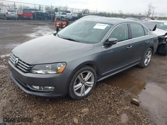 2014 Volkswagen Passat TDI SE w/Sunroof with VIN 1VWBN7A39EC085032, listed as a IAAI auction lot 41931302 with 193,425 mi miles. Bid and sale history available at carsss.com. Image 18.