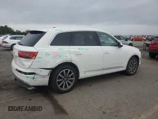 2019 Audi Q7 Premium Plus with VIN WA1LHAF79KD017451, listed as a Copart auction lot 61527125 with 129,180 mi miles and Salvage title. Bid and sale history available at DreamBid. Image 3.