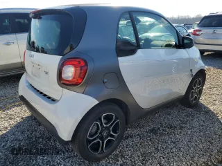 2019 Smart fortwo Pure z VIN WMEFJ9BA4KK386190, wystawiony jako Copart lot #85565094 z przebiegiem 15 531 mil mil oraz Szkody całkowita. Historia ofert i sprzedaży dostępna na DreamBid. Obrazek 3.
