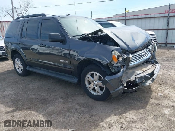 2007 Ford Explorer XLT with VIN 1FMEU73EX7UB50867, listed as a IAAI auction lot 41807131 with 182,673 mi miles. Bid and sale history available at carsss.com. Image 1.