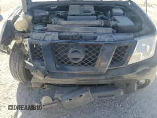 2020 Nissan Frontier SV z VIN 1N6ED0EA7LN707984, wystawiony jako Copart lot #49252205 z przebiegiem 47 629 mil mil oraz Czysty tytuł • Clean title. Historia ofert i sprzedaży dostępna na DreamBid. Obrazek 11.