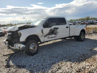 2019 Ford F-350 XL with VIN 1FT8W3DT9KEC77629, listed as a Copart auction lot 52437745 with 251,170 mi miles and Salvage title. Bid and sale history available at DreamBid. Image 1.