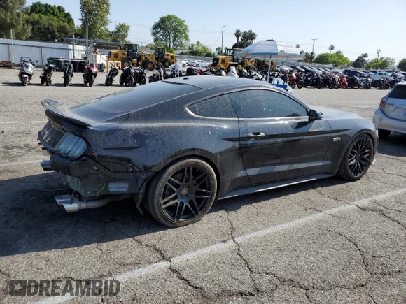 2020 Ford Mustang GT с VIN 1FA6P8CF2L5102658, выставлен на аукционе Copart как лот 59606035 с пробегом 32 706 миль миль и Списание • Salvage title. История ставок и продаж доступна на DreamBid. Изображение 3.
