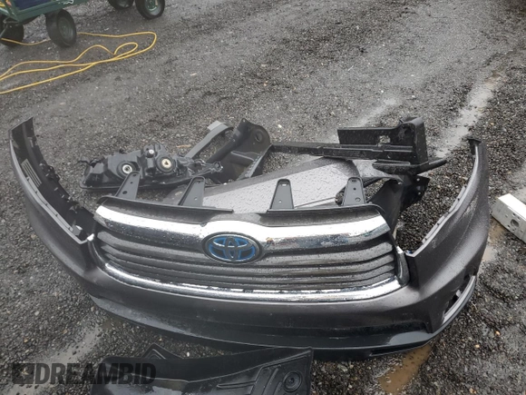 2016 Toyota Highlander Hybrid Limited with VIN 5TDDCRFHXGS020659, listed as a Copart auction lot 43476695 with 92,967 mi miles and Salvage Title. Bid and sale history available at carsss.com. Image 15.