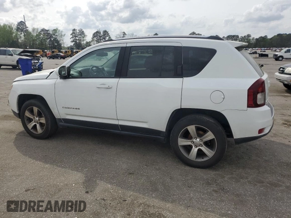 2016 Jeep Compass Latitude with VIN 1C4NJDEBXGD767720, listed as a Copart auction lot 51644975 with 170,096 mi miles and Clean Title. Bid and sale history available at carsss.com. Image 2.