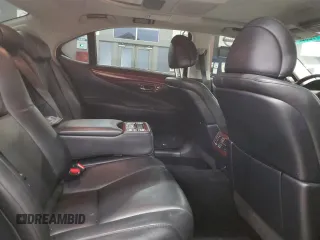 2008 Lexus LS 600h L with VIN JTHDU46F185002409, listed as a Copart auction lot 79900444 with 156,054 mi miles and Salvage title. Bid and sale history available at DreamBid. Image 10.