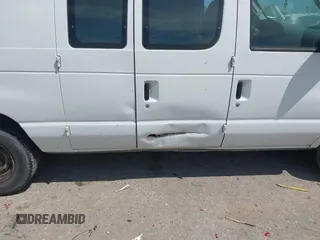 2008 Ford Econoline Cargo Commercial with VIN 1FTNE14W08DA36965, listed as a IAAI auction lot 42061503 with 261,416 mi miles and . Bid and sale history available at carsss.com. Image 6.