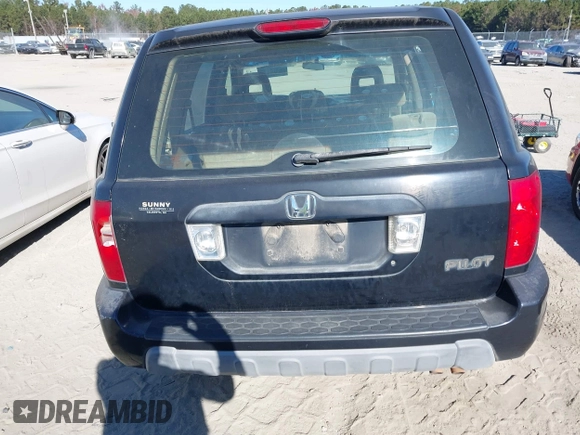 2005 Honda Pilot LX z VIN 2HKYF18175H512174, wystawiony jako IAAI lot #41038439 z przebiegiem Nie podano mil oraz . Historia ofert i sprzedaży dostępna na DreamBid. Obrazek 16.