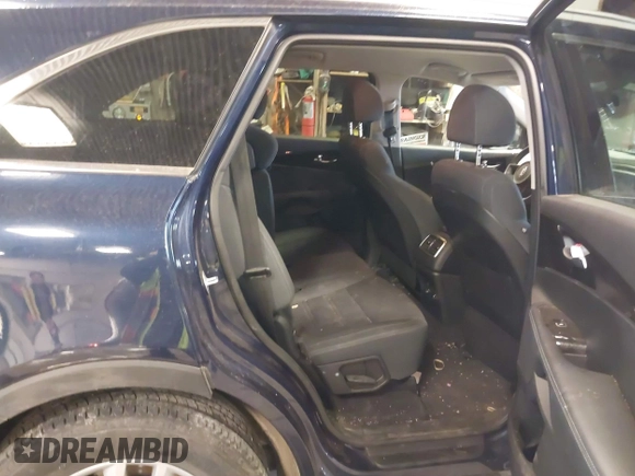 2018 Kia Sorento LX with VIN 5XYPG4A58JG389235, listed as a IAAI auction lot 41806553 with 134,594 mi miles and . Bid and sale history available at DreamBid. Image 8.