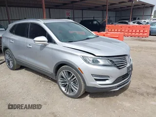 2015 Lincoln MKC with VIN 5LMTJ2AH8FUJ23341, listed as a IAAI auction lot 41828159 with 103,562 mi miles. Bid and sale history available at carsss.com. Image 1.