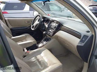 2003 Toyota Highlander with VIN JTEHF21A430146857, listed as a IAAI auction lot 40762625 with 134,431 mi miles. Bid and sale history available at carsss.com. Image 5.
