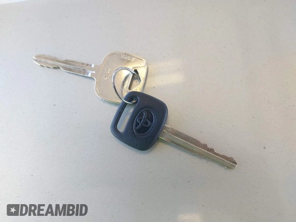 2000 Toyota Camry LE z VIN JT2BF22K2Y0239961, wystawiony jako IAAI lot #42128226 z przebiegiem 154 691 mil mil oraz . Historia ofert i sprzedaży dostępna na DreamBid. Obrazek 11.
