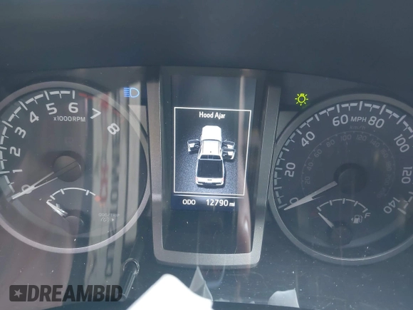 2021 Toyota Tacoma SR5 z VIN 3TMDZ5BN8MM117163, wystawiony jako IAAI lot #42070540 z przebiegiem 12 790 mil mil oraz . Historia ofert i sprzedaży dostępna na DreamBid. Obrazek 7.