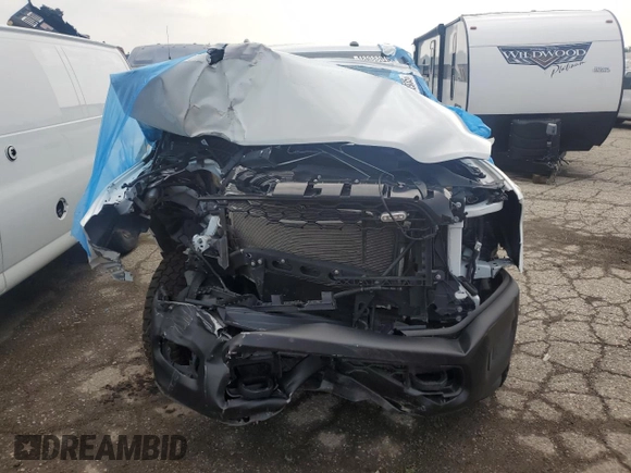 2023 Ram 2500 Tradesman with VIN 3C6UR5HJ9PG587488, listed as a Copart auction lot 61572935 with 43,791 mi miles and Clean title. Bid and sale history available at DreamBid. Image 5.