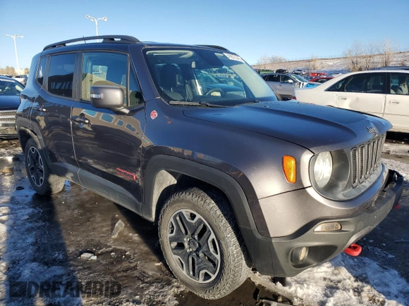 2016 Jeep Renegade Trailhawk with VIN ZACCJBCT8GPD48936, listed as a Copart auction lot 41873145 with 196,632 mi miles and Non Repairable. Bid and sale history available at carsss.com. Image 4.