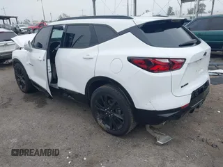 2019 Chevrolet Blazer RS z VIN 3GNKBERS8KS647477, wystawiony jako IAAI lot #42035058 z przebiegiem 81 205 mil mil oraz . Historia ofert i sprzedaży dostępna na DreamBid. Obrazek 3.