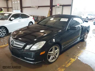 2013 Mercedes-Benz E-Class E 350 with VIN WDDKK5KF4DF194221, listed as a IAAI auction lot 41728305 with 108,060 mi miles. Bid and sale history available at carsss.com. Image 2.