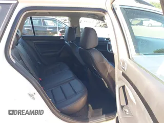 2013 Volkswagen Jetta TDI с VIN 3VWPL7AJ8DM662365, выставлен на аукционе IAAI как лот 42654920 с пробегом 145 785 миль миль и . История ставок и продаж доступна на DreamBid. Изображение 8.