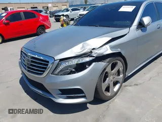 2016 Mercedes-Benz S 550 z VIN WDDUG8CB5GA280257, wystawiony jako IAAI lot #42325928 z przebiegiem 136 664 mil mil oraz . Historia ofert i sprzedaży dostępna na DreamBid. Obrazek 6.