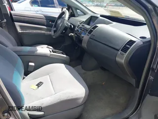 2009 Toyota Prius with VIN JTDKB20U693486715, listed as a IAAI auction lot 41689082 with 154,482 mi miles. Bid and sale history available at carsss.com. Image 5.