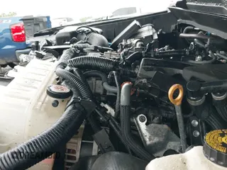 2024 Toyota Tacoma SR5 z VIN 3TMLB5JN4RM025895, wystawiony jako IAAI lot #42309915 z przebiegiem 23 530 mil mil oraz . Historia ofert i sprzedaży dostępna na DreamBid. Obrazek 21.