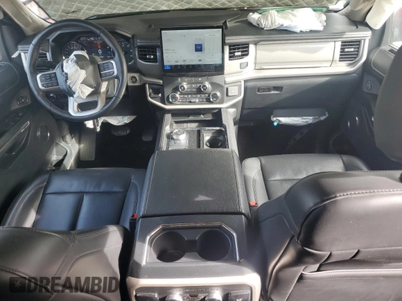 2022 Ford Expedition Max XLT with VIN 1FMJK1HTXNEA37002, listed as a Copart auction lot 49003075 with 20,773 mi miles and Salvage title. Bid and sale history available at DreamBid. Image 8.