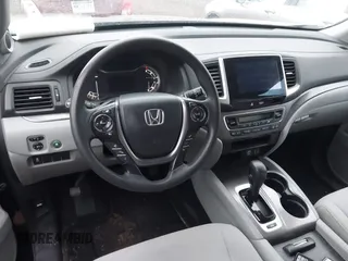 2016 Honda Pilot EX with VIN 5FNYF6H38GB040082, listed as a IAAI auction lot 41837136 with 147,562 mi miles. Bid and sale history available at carsss.com. Image 21.