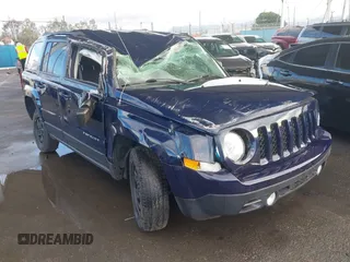 2017 Jeep Patriot 75th Anniversary with VIN 1C4NJRBB4HD110334, listed as a IAAI auction lot 41425693 with 88,364 mi miles and . Bid and sale history available at carsss.com. Image 1.