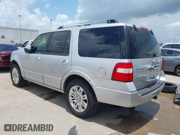 2012 Ford Expedition Limited with VIN 1FMJU1K53CEF29288, listed as a IAAI auction lot 42516282 with 217,650 mi miles and . Bid and sale history available at DreamBid. Image 3.