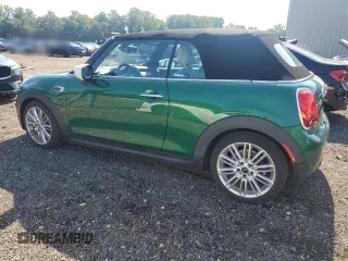 2020 MINI Convertible Cooper с VIN WMWWJ3C07L3M02795, выставлен на аукционе Copart как лот 61579105 с пробегом 66 807 миль миль и Списание • Salvage title. История ставок и продаж доступна на DreamBid. Изображение 2.