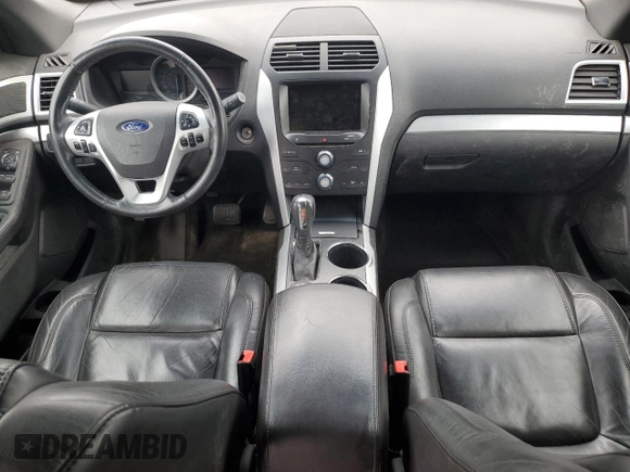2014 Ford Explorer XLT z VIN 1FM5K8D81EGA71278, wystawiony jako Copart lot #57326605 z przebiegiem 286 778 mil mil oraz Szkoda całkowita • Salvage title. Historia ofert i sprzedaży dostępna na DreamBid. Obrazek 8.