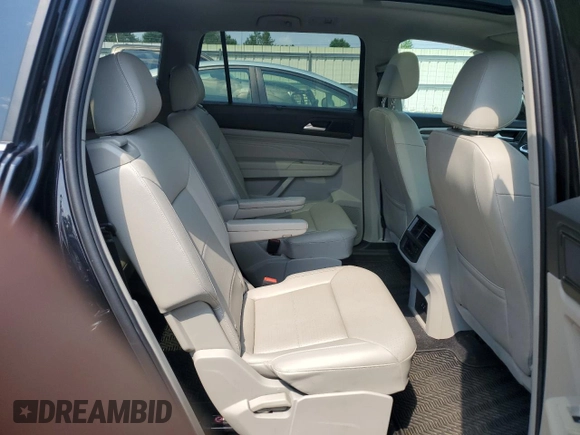 2022 Volkswagen Atlas SEL with VIN 1V2BR2CA1NC560810, listed as a Copart auction lot 63440665 with 54,121 mi miles and Salvage title. Bid and sale history available at DreamBid. Image 11.