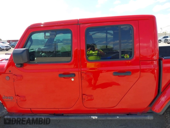 2023 Jeep Gladiator Rubicon z VIN 1C6JJTBG2PL509200, wystawiony jako IAAI lot #42537312 z przebiegiem Nie podano mil oraz . Historia ofert i sprzedaży dostępna na DreamBid. Obrazek 13.