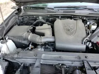 2023 Toyota Tacoma SR5 z VIN 3TMAZ5CN0PM206229, wystawiony jako Copart lot #65621765 z przebiegiem 50 664 mil mil oraz Szkoda całkowita • Salvage title. Historia ofert i sprzedaży dostępna na DreamBid. Obrazek 15.