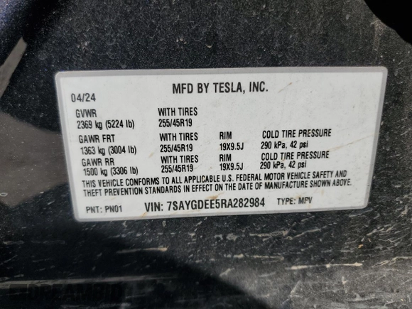 2024 Tesla Model Y Long Range with VIN 7SAYGDEE5RA282984, listed as a Copart auction lot 52388455 with 11,922 mi miles and Salvage Title. Bid and sale history available at DreamBid. Image 14.