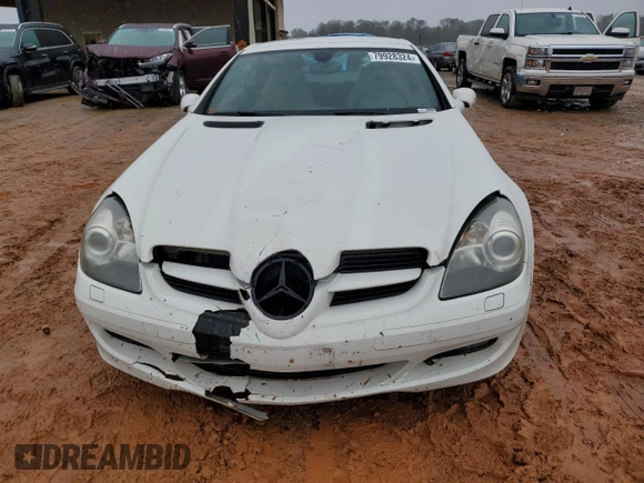 2008 Mercedes-Benz SLK-Class 3.0L with VIN WDBWK54F38F177231, listed as a Copart auction lot 79928324 with 109,471 mi miles and Salvage Title. Bid and sale history available at carsss.com. Image 5.