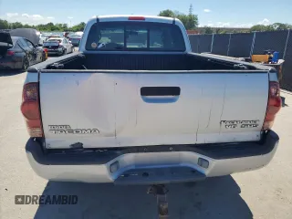 2005 Toyota Tacoma PreRunner z VIN 5TETU62N45Z115205, wystawiony jako Copart lot #60710715 z przebiegiem 184 529 mil mil oraz Czysty tytuł • Clean title. Historia ofert i sprzedaży dostępna na DreamBid. Obrazek 6.