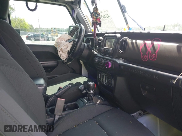 2018 Jeep Wrangler Sport with VIN 1C4GJXAGXJW151460, listed as a IAAI auction lot 42465411 with Not provided miles and . Bid and sale history available at DreamBid. Image 5.