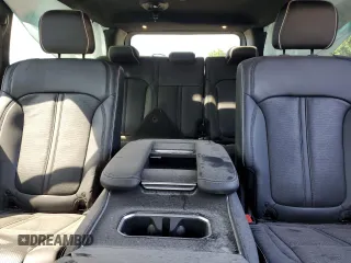 2024 Jeep Grand Wagoneer Series II с VIN 1C4SJSFP1RS120557, выставлен на аукционе Copart как лот 61739055 с пробегом 26 448 миль миль и Чистый • Clean title. История ставок и продаж доступна на DreamBid. Изображение 10.