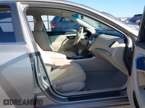 2014 Nissan Altima SV with VIN 1N4AL3AP0EC426002, listed as a IAAI auction lot 41759281 with 106,790 mi miles and . Bid and sale history available at DreamBid. Image 5.