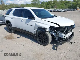 2021 Chevrolet Traverse LT Cloth z VIN 1GNERGKW9MJ271894, wystawiony jako IAAI lot #42187111 z przebiegiem 40 896 mil mil oraz . Historia ofert i sprzedaży dostępna na DreamBid. Obrazek 1.